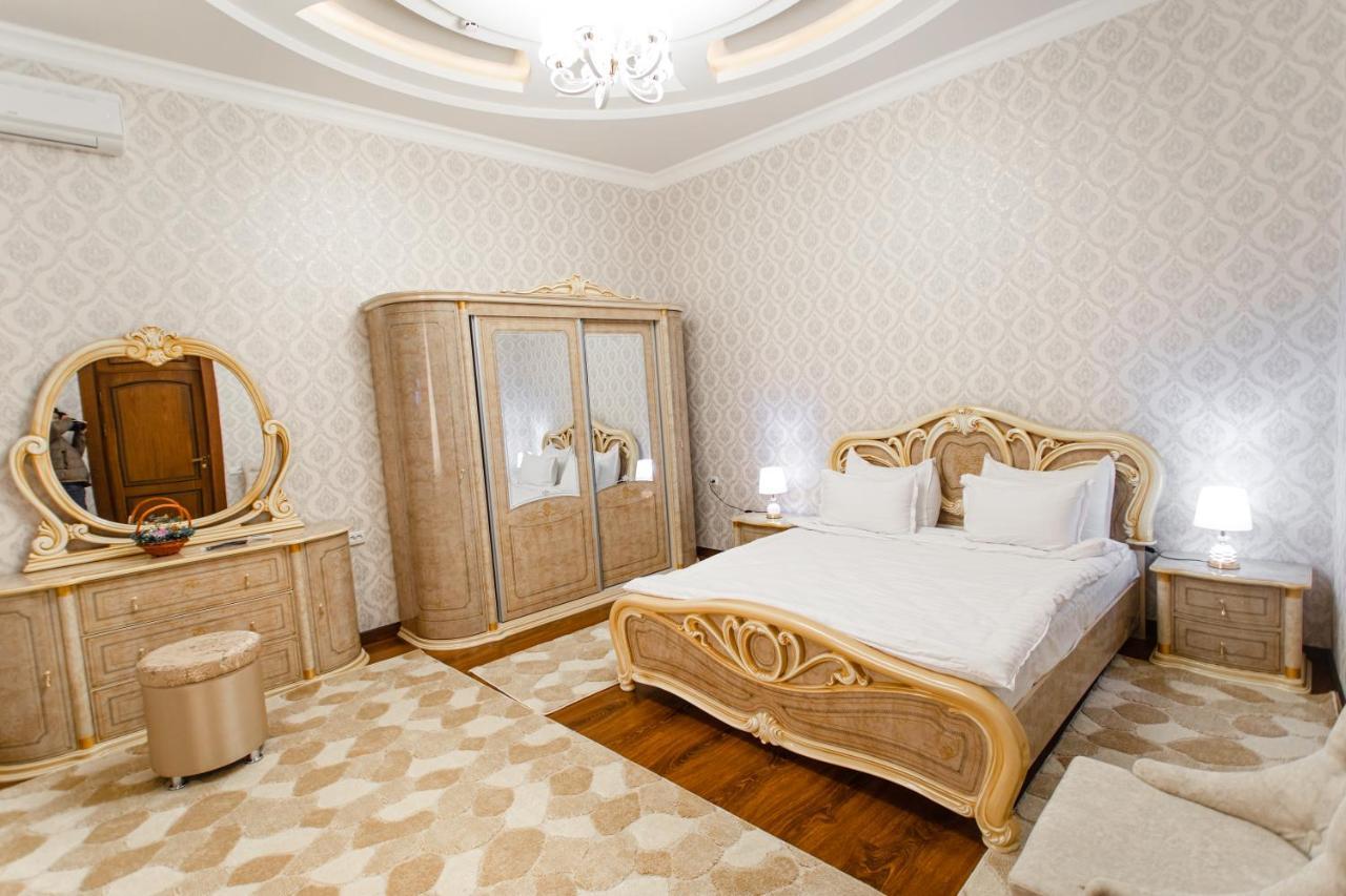 Hotel Diyor Gold Самарканд Екстериор снимка